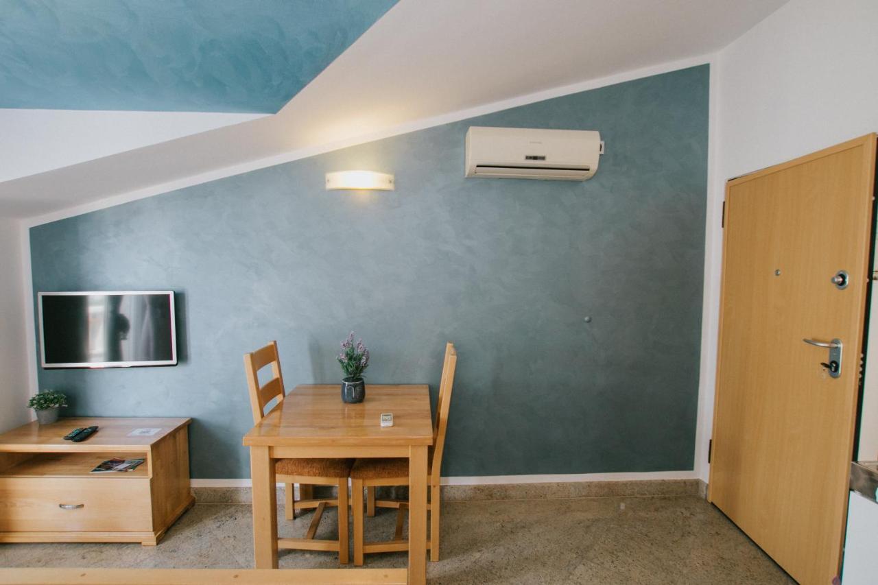 Blue Sea House Apartamento Trogir Exterior foto