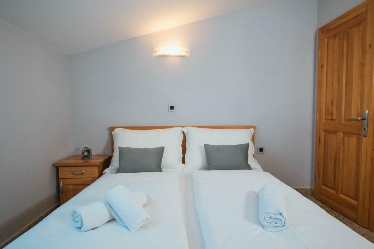 Blue Sea House Apartamento Trogir Exterior foto
